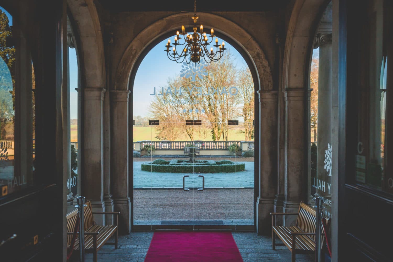 Oakley Hall 4* Бэйсингсток